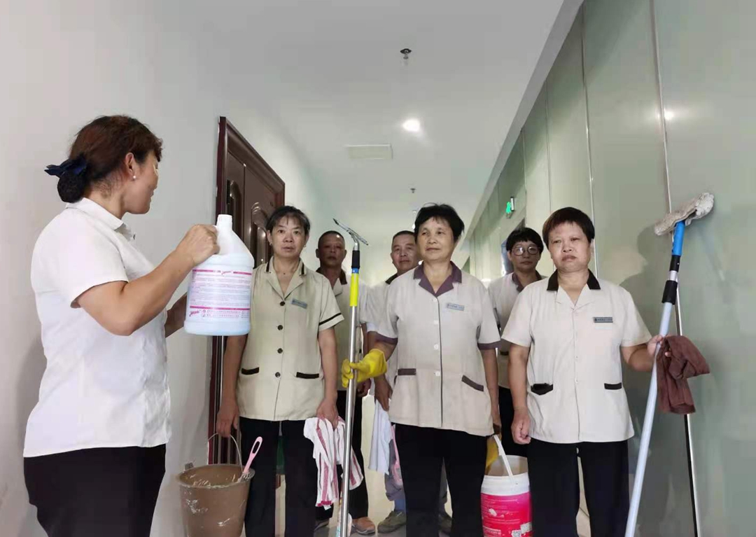 睿府1.jpg 睿府1.jpg