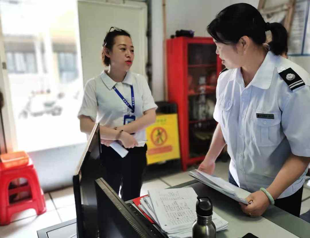 9模仿業(yè)主咨詢(xún)答問(wèn)1_副本.jpg 9模仿業(yè)主咨詢(xún)答問(wèn)1_副本.jpg