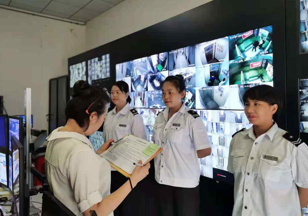 7.監(jiān)控崗位職責(zé)答問(wèn)_副本.jpg 7.監(jiān)控崗位職責(zé)答問(wèn)_副本.jpg