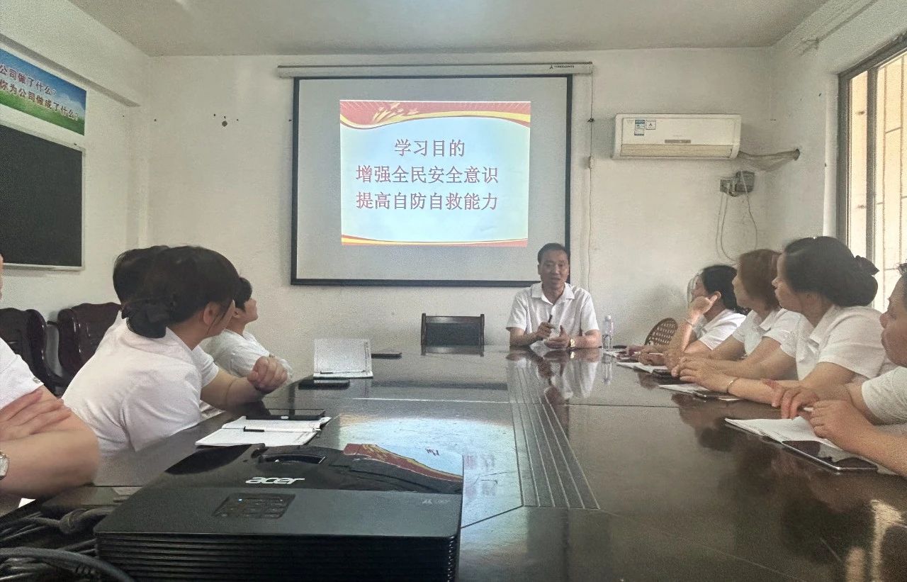 3165af87bc573713544dba7a402d3d49.jpg 3165af87bc573713544dba7a402d3d49.jpg